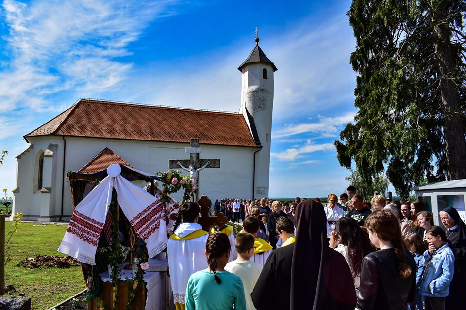 NOVI MIKANOVCI / VOĐINCI - Proslava svetkovine Tijelova – četvrtak, 11. lipnja 2020.