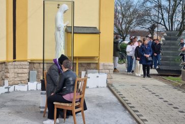 VELIKA USKRSNA ISPOVIJED, POBOŽNOST KRIŽNOG PUTA I SVEČANO MISNO SLAVLJE